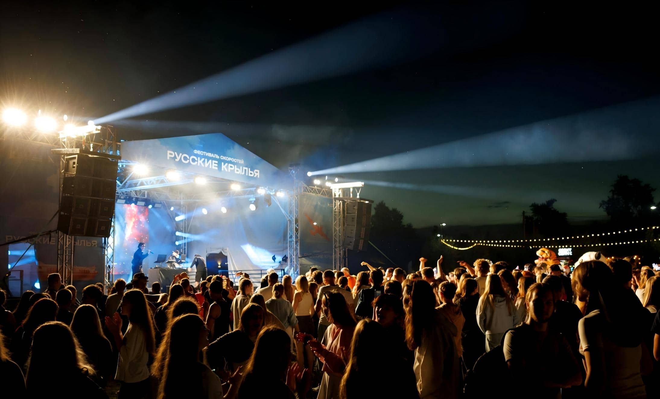 QR-LM600IP66, Rusya'nın Nizhny Novgorod şehrinde düzenlenen bir Vatanseverlik Festivali'nde sergilendi.